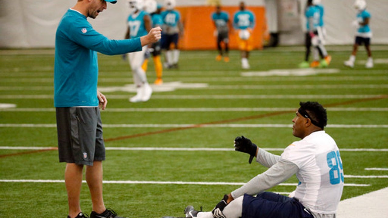 Dolphins coach Gase likes looks of his offense in OTAs